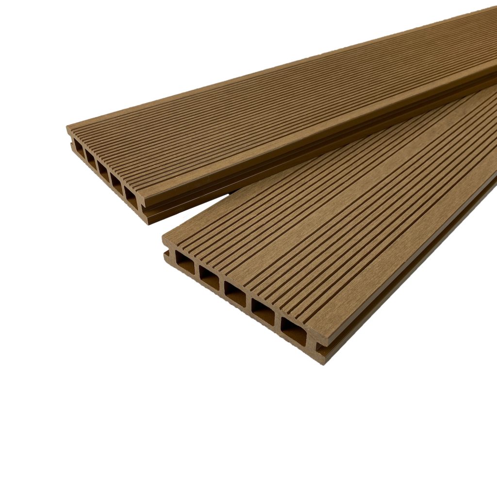 High-Quality Composite Decking UK | The Outdoor Look